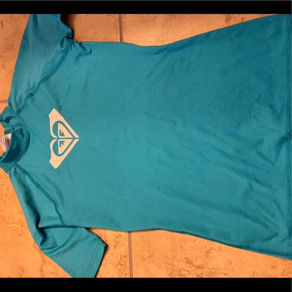 Roxy rash guard